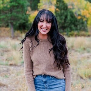 Meet your Posher, Allison